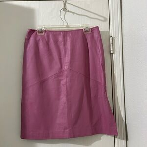Newport News A-Line leather Skirt in Rich Pink
